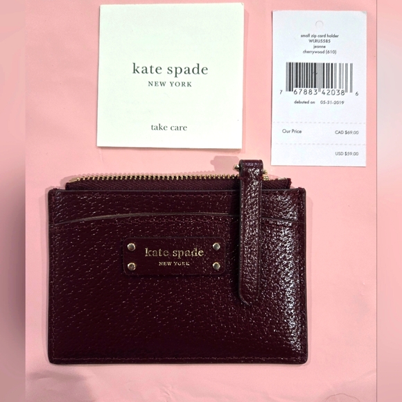 kate spade Handbags - Kate Spade zip card holder